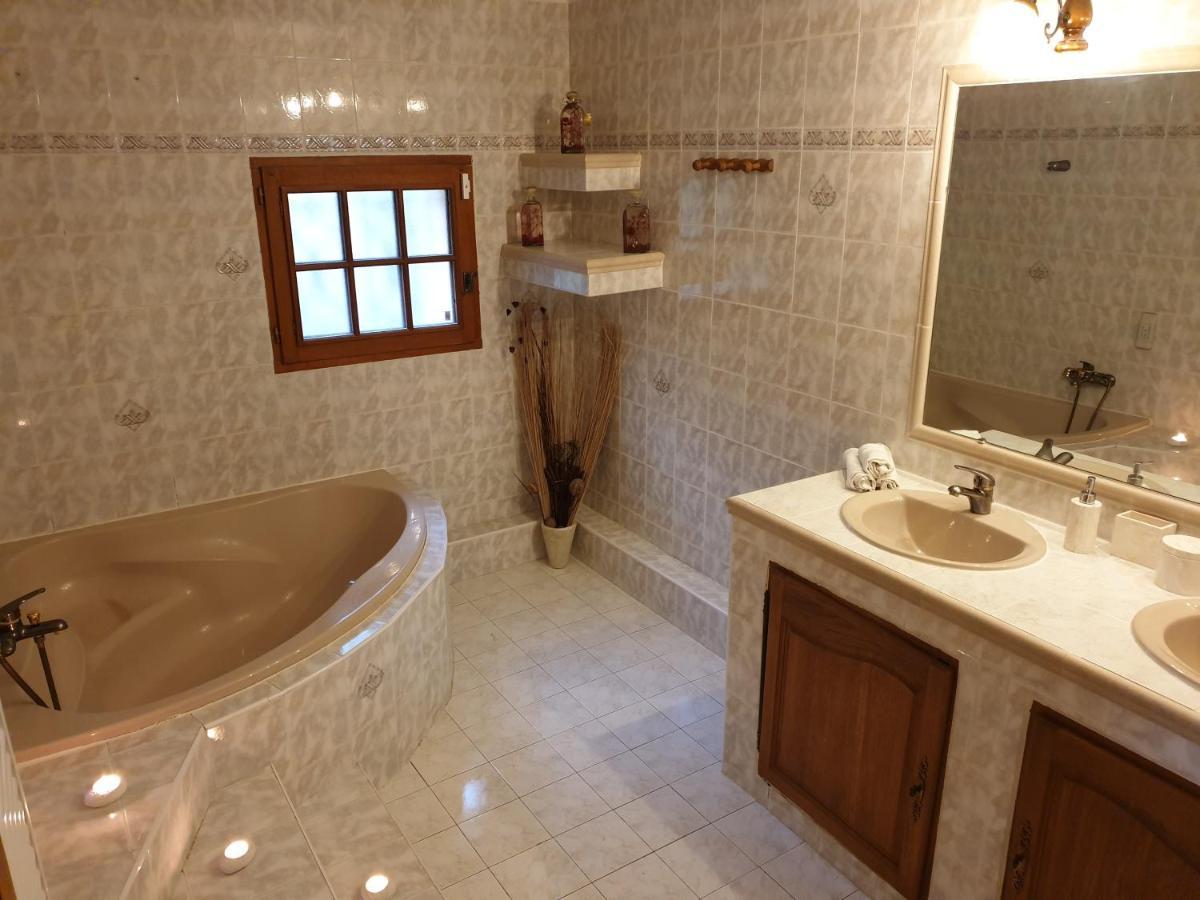 Paradise Peille Ngoại thất bức ảnh